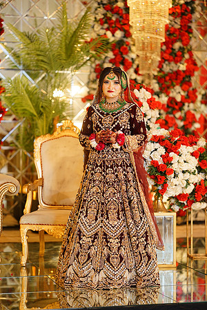Usman & Hafsa Walima 00196