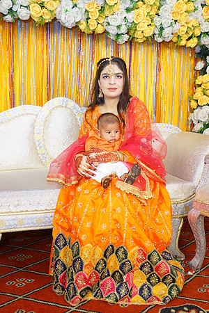 Rafiya & Fahad Mehndi 00083
