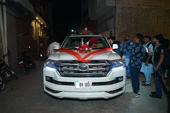 Farhan & Anum Barat 00145