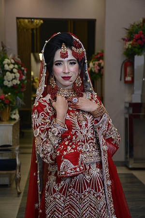 Usman & Hafsa Barat 00117