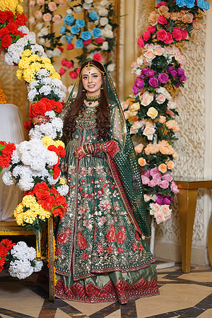 Muskan & Faizan Mehndi 00072