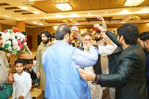 Farhan & Anum Barat 00166