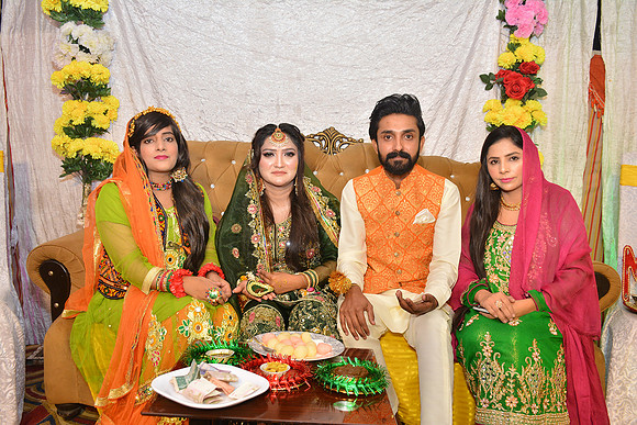 Usman & Maria Mehndi 00185