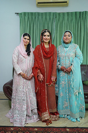 Hasan & Sundus Barat 00198