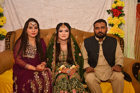 Usman & Maria Mehndi 00108