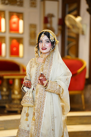 Ayesha & Khurram Nikah 00012