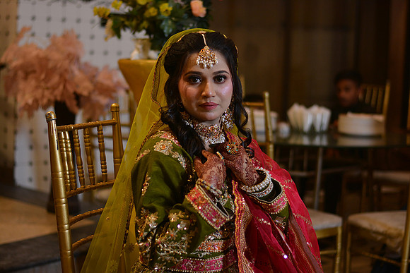 Usama & Bisma Mehndi 00037