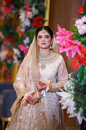 Maheen & Usama Nikah 00027