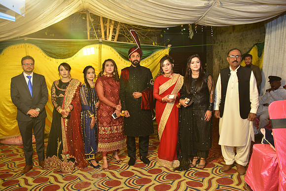 Usman & Hafsa Barat 00050