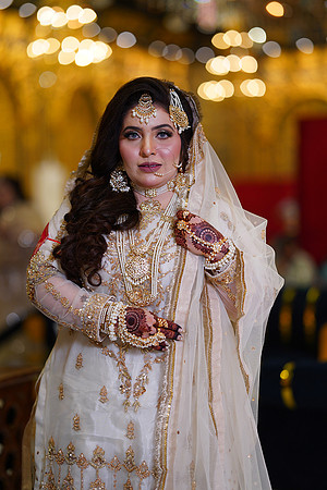 Hira & Kamran Nikah 00019