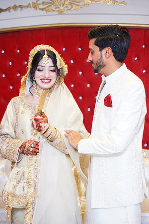 Ayesha & Khurram Nikah 00078