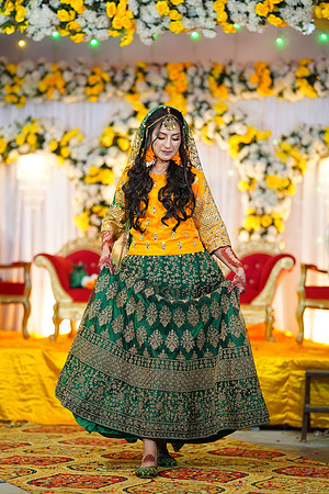 Uzair & Faria Mehndi 00043