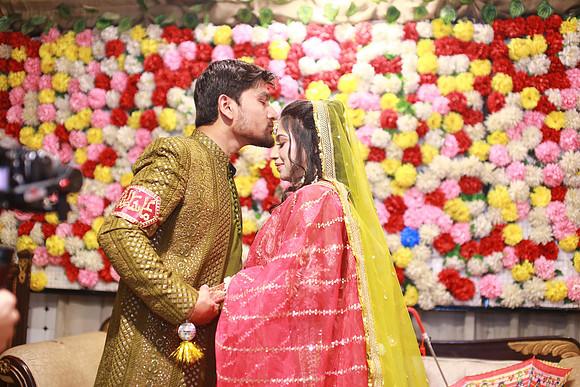 Usama & Bisma Mehndi 00160