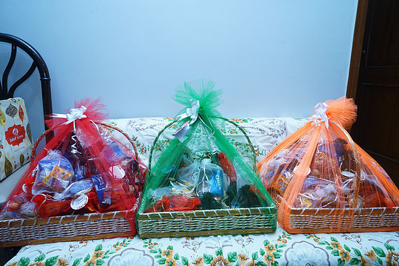 Hasan & Sundus Barat 00109
