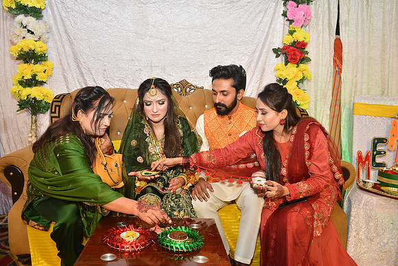 Usman & Maria Mehndi 00171