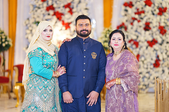 Hina & Jaffar Barat 00243