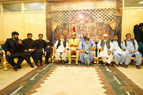 Farhan & Anum Barat 00193