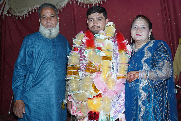 Usama & Bisma Barat 00241