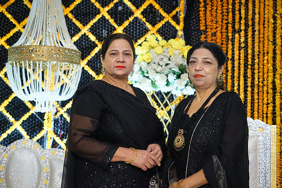 Ayesha & Arslan Mehndi 00151