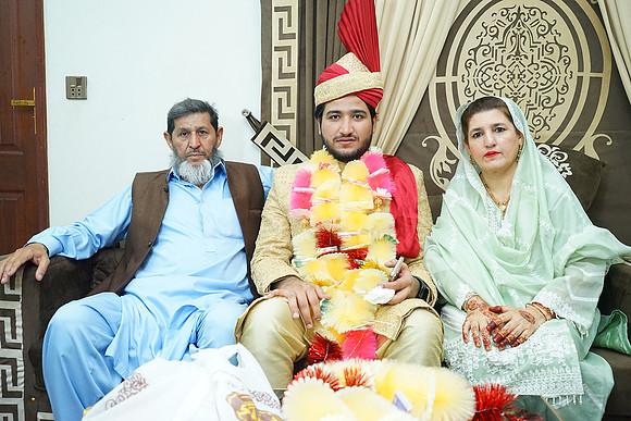 Farhan & Anum Barat 00105