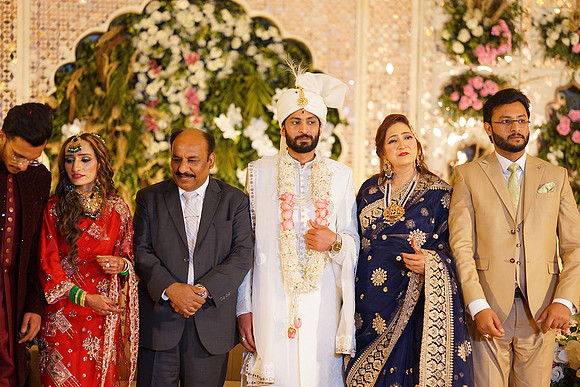 Sana & Ijaz Barat 00216