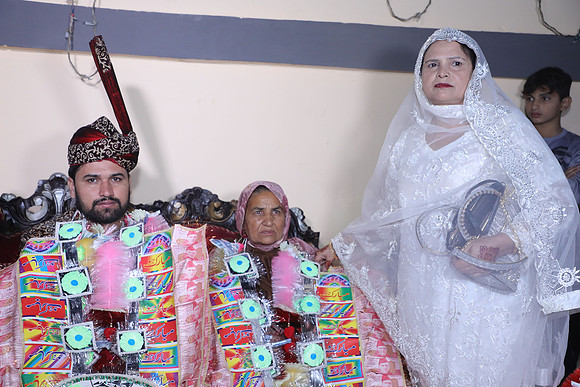 Ibrar & Aleena Barat 00180