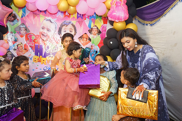 Aizel & Dur-e-Nayab Birthday 00224