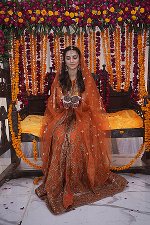 Iqra & Amjad Mehndi 00051