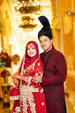 Tehniat & Awais Barat 00077