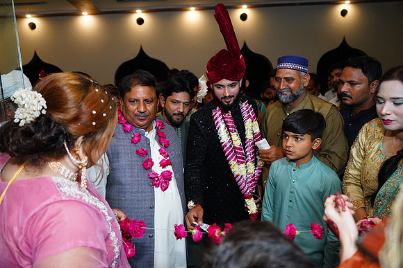 Dawood & Sitara Barat 00215