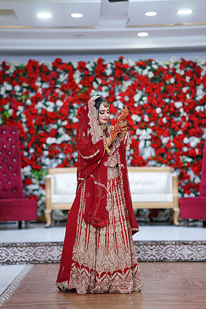 Rafiya & Fahad Barat 00041