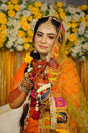 Rafiya & Fahad Mehndi 00065