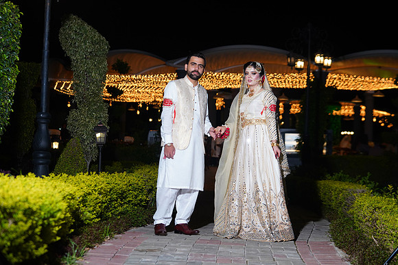 Azhar & Ayesha 00088