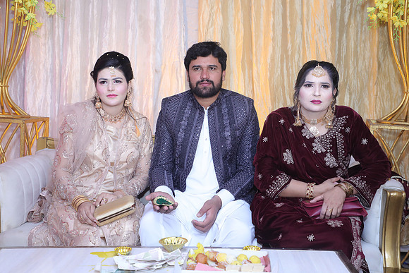 Ibrar & Aleena Mehndi 00169