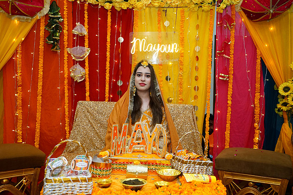Mahnoor & Farooq Mayon 00001