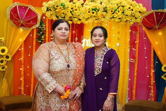 Mahnoor & Farooq Mayon 00115