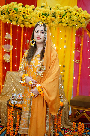 Mahnoor & Farooq Mayon 00171