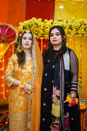 Mahnoor & Farooq Mayon 00183
