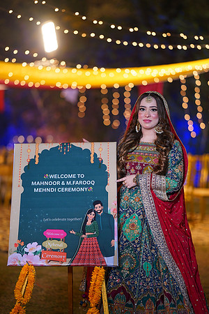 Mahnoor & Farooq Mehndi 00005