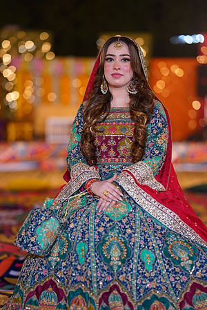 Mahnoor & Farooq Mehndi 00036