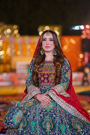 Mahnoor & Farooq Mehndi 00037