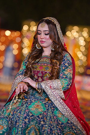 Mahnoor & Farooq Mehndi 00040