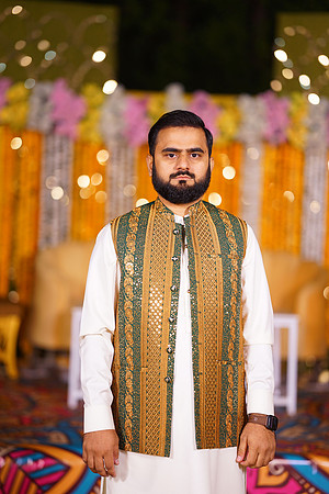 Mahnoor & Farooq Mehndi 00061
