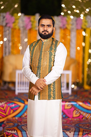 Mahnoor & Farooq Mehndi 00066