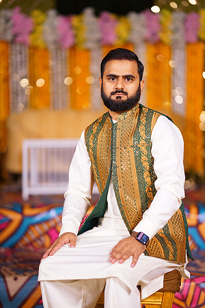 Mahnoor & Farooq Mehndi 00073