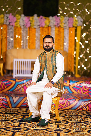 Mahnoor & Farooq Mehndi 00077