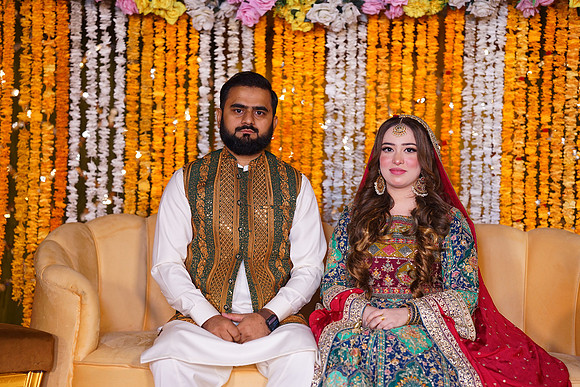 Mahnoor & Farooq Mehndi 00081