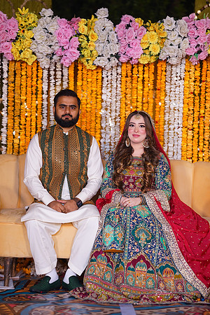 Mahnoor & Farooq Mehndi 00079