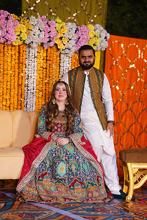 Mahnoor & Farooq Mehndi 00087