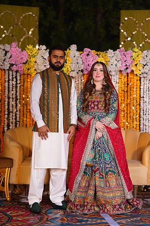Mahnoor & Farooq Mehndi 00091